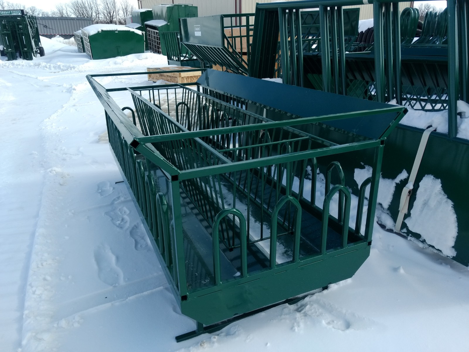 Goat Feeder | Lakeland 8ft Small Bale Feeder