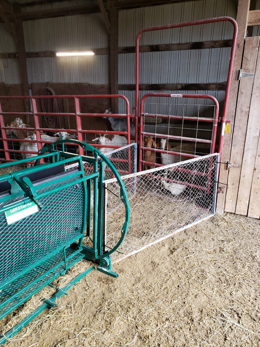 Sheep and Goat Chute | Lakeland Deluxe Spin Trim Chute