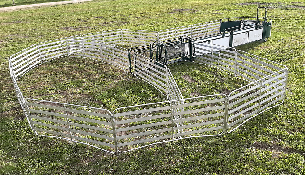 Sheep and Goat Panels | Lakeland Aluminium Easy Panels