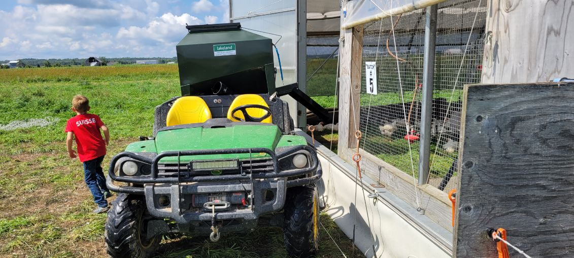 15 Bushel UTV Easy Feeder | Lakeland