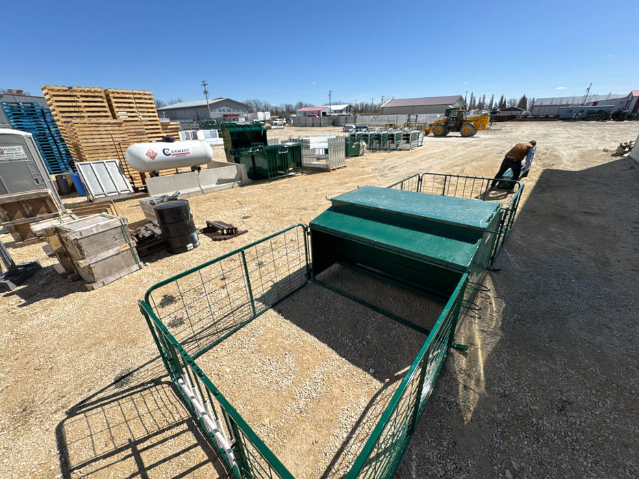 Lamb Creep Feeder | Lakeland