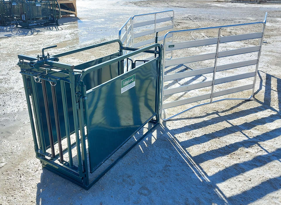 Sheep and Goat Handling System | Lakeland The Homesteaders Package