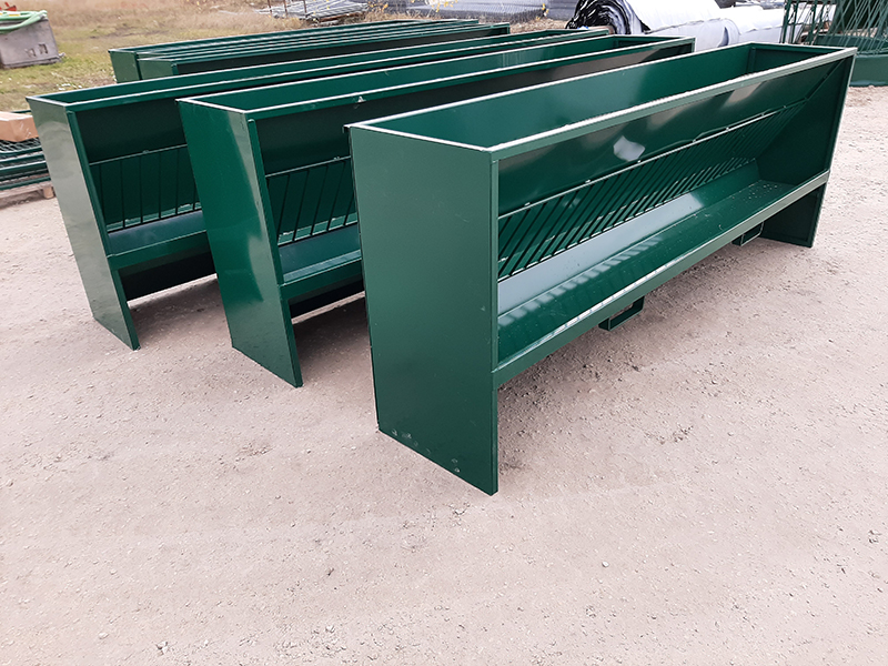 Goat Feeder | Lakeland Single-Sided Hay & Grain Feeder
