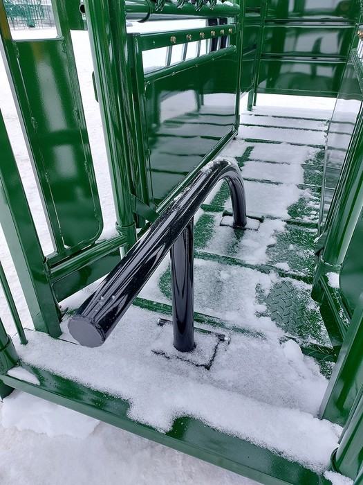 Lakeland Deluxe Cattle Squeeze Chute –  Easy Catch