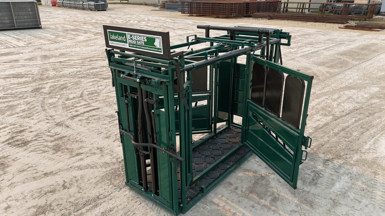 Lakeland E-Series – Cattle Squeeze Chute