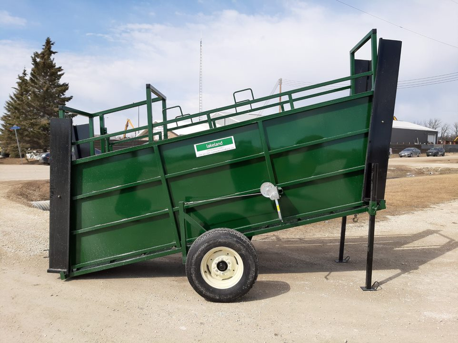 Cattle Loading Chute | Lakeland Portable Cattle Loading Chute with Adjustable Height Floor