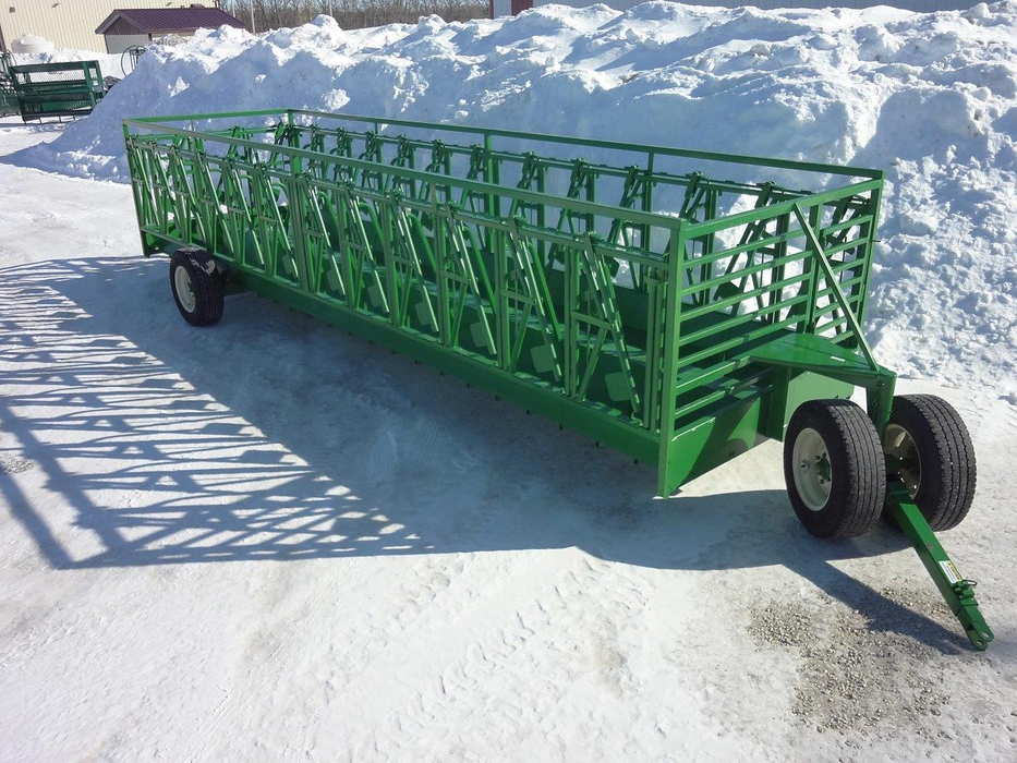 Self Locking Feed Wagon | Lakeland