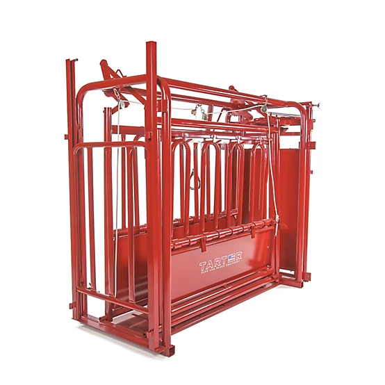 Tarter CattleMaster Series 3 Standard Squeeze Chute with Automatic Headgate