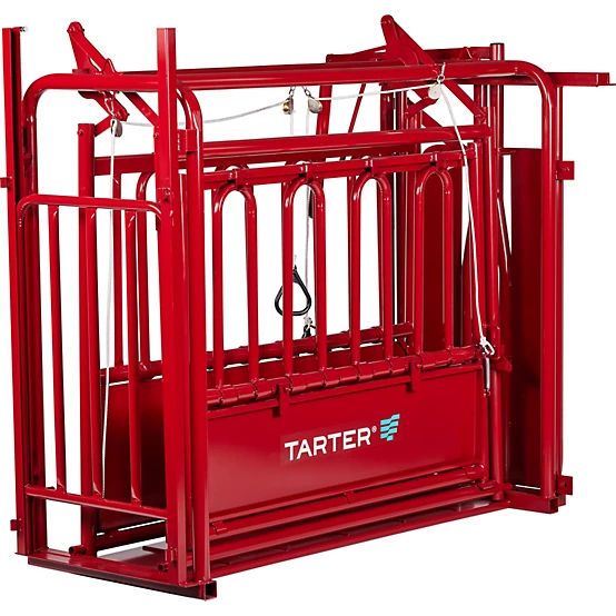 Tarter CattleMaster Series 3 Standard Squeeze Chute with Manual Headgate