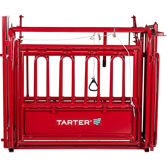 Tarter CattleMaster Series 3 Standard Squeeze Chute with Manual Headgate