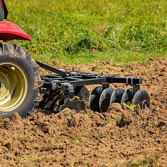 Tarter 7 ft. Disc Harrow 300 Series Black